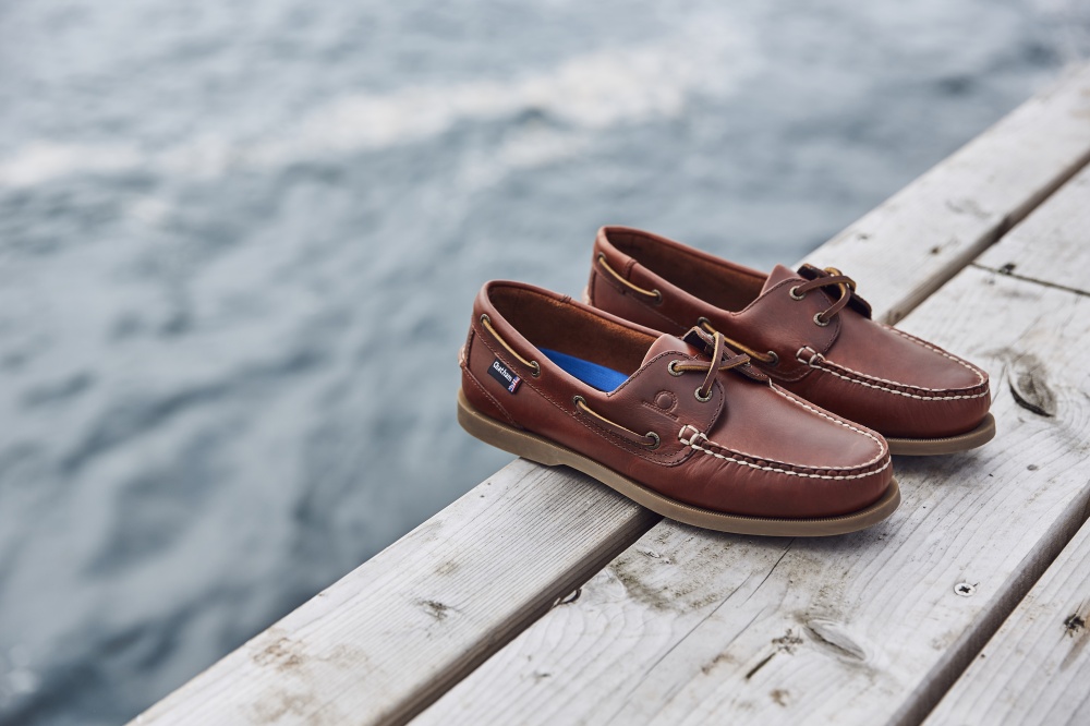 This British-designed lace up deck shoe puts a Spring in your Step